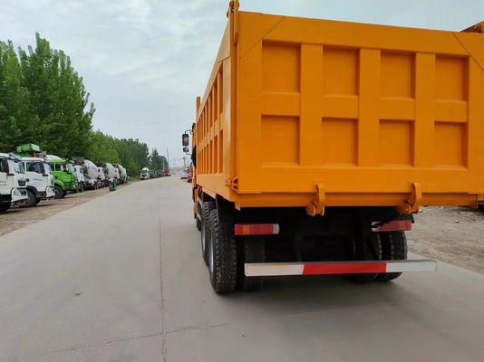 Shacman Orange F3000 Dump Truck with 10 Wheels and 6-8L Engine Capacity