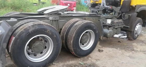 8500x2500x3600mm Sinotruk HOWO 6*4 Tractor Truck Heavy Truck with Tubeless Tire Design