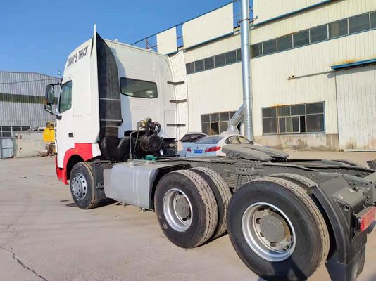 Sinotruk Howoa7 Tractor Head Truck with Tubeless Tire Design and 351-450hp Horsepower