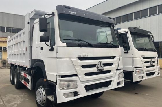 Manual Transmission Sinotruck HOWO 40 Ton 6X4 10 Wheel Dump Truck for Performance