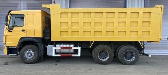 Manual Transmission Sinotruck HOWO 40 Ton 6X4 10 Wheel Dump Truck for Performance