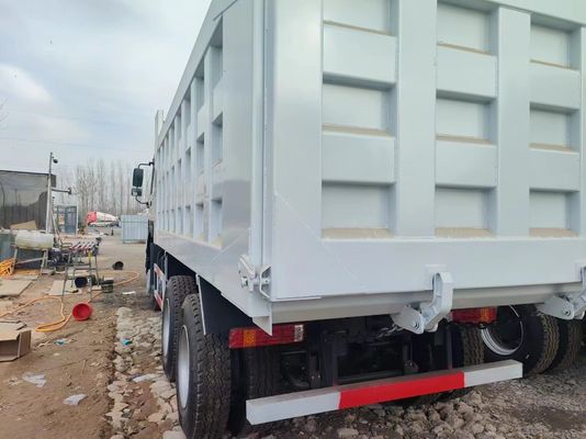 Manual Transmission 420HP White Sinotruk HOWO 8*4 Dump Truck Secondhand Truck Euro 2/3/4/5