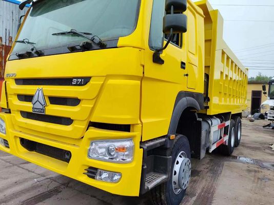 Manual Transmission Type Sinotruk HOWO Dumper Truck 10 Wheeler Yellow Color Tipping Truck