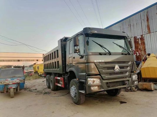 Radial Tire Design Sinotruk HOWO 6*4 Dump Truck for Heavy Duty Hauling and ≤5 Seats