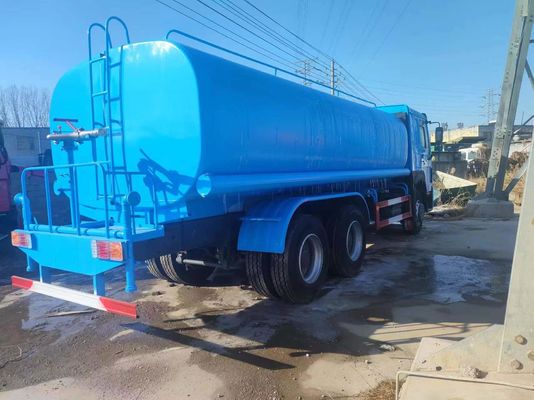 Radial Tire Design Sinotruk HOWO 380HP Watering Truck for Your Business