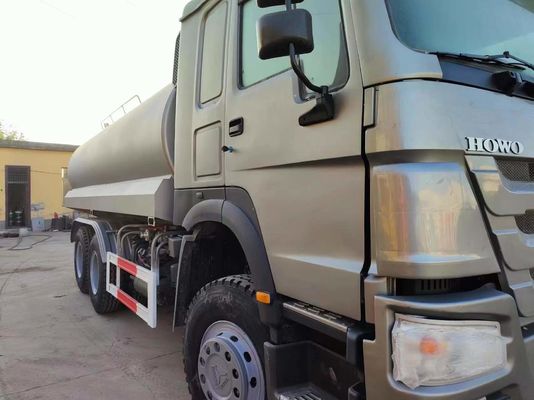 Radial Tire Design Sinotruk HOWO 380HP Watering Truck for Your Business