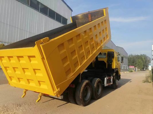 Sinotruck HOWO Tipper Truck 6*4 Dump Truck Secondhand Truck with 10 Tires and 1
