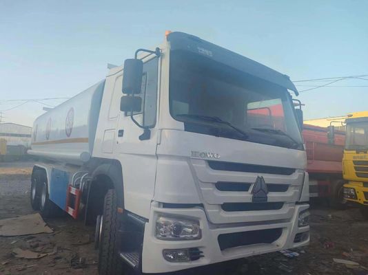 4-6L Engine Capacity 6X4 Carbon Steel Fuel Tanker Truck for Oil Gas Diesel 25000 Liters