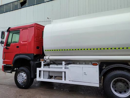 20000-25000 Liters Fuel Oil Tank Tanker Truck for Storage GCC Certified HOWO 6X4