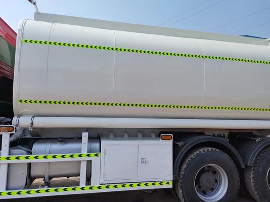 20000-25000 Liters Fuel Oil Tank Tanker Truck for Storage GCC Certified HOWO 6X4