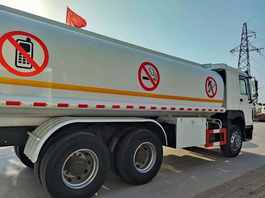 8X4 Fuel Oil Tank Transport Truck with 351-450hp Horsepower and 30000L Tank Capacity