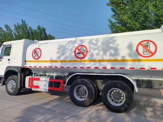 8X4 Fuel Oil Tank Transport Truck with 351-450hp Horsepower and 30000L Tank Capacity