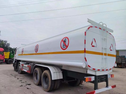 HOWO 8*4 Fuel Oil Tank Truck with and 1 Year After-sales Service