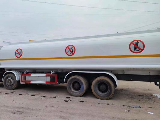 351-450hp Siontruk HOWO Euro 3/4/5 8*4 Fuel Tanker Truck 10350X2496X3048mm for Fuel Delivery
