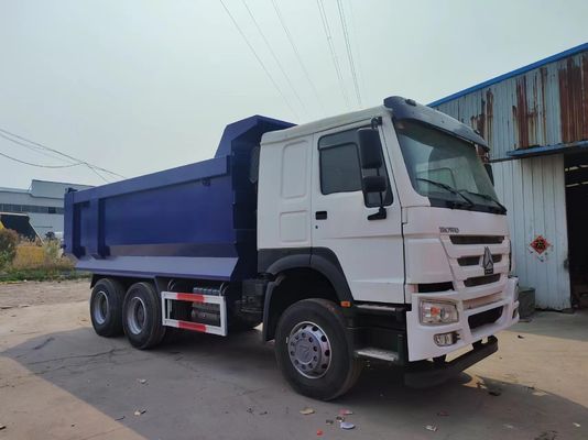 Radial Tire Design HOWO 6*4 Tipper Truck with 5 Seats and Large Loading Capacity