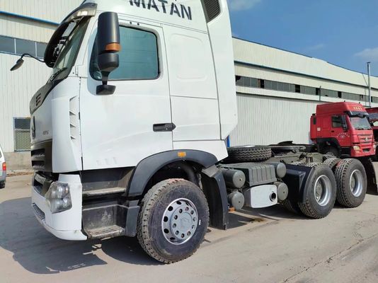 Manual Transmission Sinotruk Howoa7 Tractor Truck Head with Good Working Condition