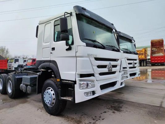 Radial Tires Sinotruk C7h 6X4 430HP Tractor Truck Mc11.43-30 with DOT Certification