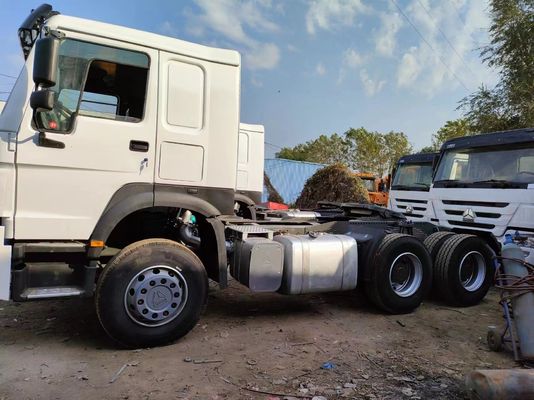Radial Tires Sinotruk C7h 6X4 430HP Tractor Truck Mc11.43-30 with DOT Certification