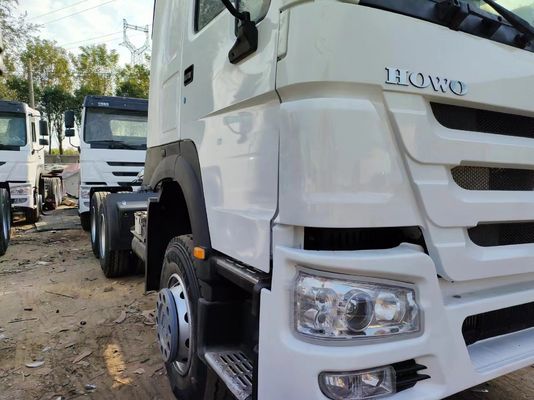 Radial Tires Sinotruk C7h 6X4 430HP Tractor Truck Mc11.43-30 with DOT Certification