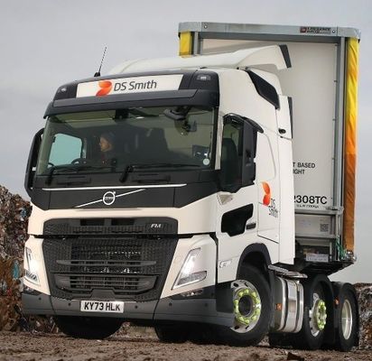 Volvo FM 420 Trailor Truck with Radial Tire Design and 351-450hp Horsepower