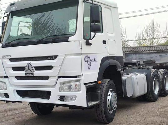 6×4 Drive Wheel Sinotruck HOWO 371HP Tractor Truck 8.55*2.5*3.5m with High Durability