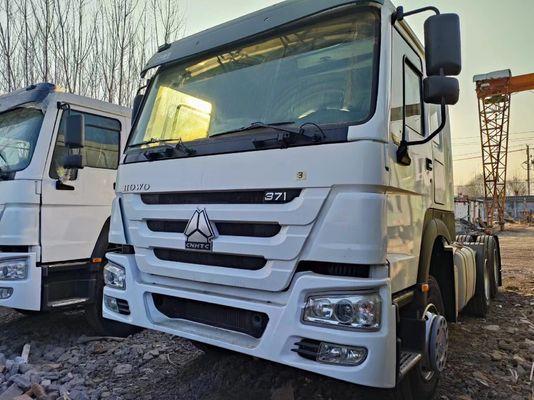 Mechanical Diesel Fuel White Sinotruk HOWO 6*4 Tractor Truck Manual Gearbox