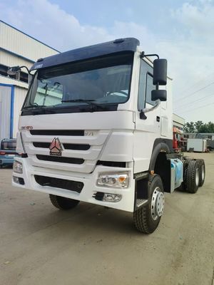 Sinotruck HOWO 6*4 Tractor Truck in Euro 3/4/5 ECE GCC ISO with Manual Transmission