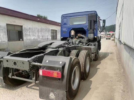 Blue Sinotruk HOWO 6X4 10 Wheeler Used Tractor Truck with Powerful Towing Capacity