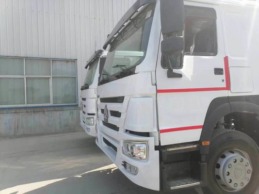 Manual Transmission Type 420HP Sinotruk HOWO 6*4 Tractor Truck with Weichai Engine