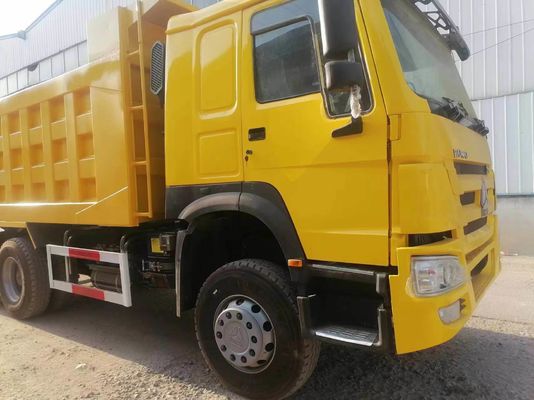 Radial Tire Design Sinotruck HOWO 6*4 Yellow Dump Truck with Manual Transmission