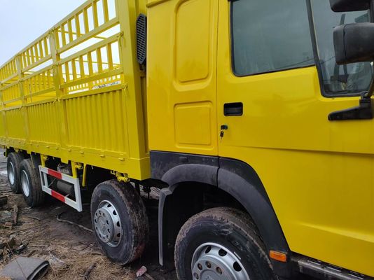 Radial Tire Design HOWO Sinotruk 8*4 Cargo Truck Secondhand Truck with Weichai Engine