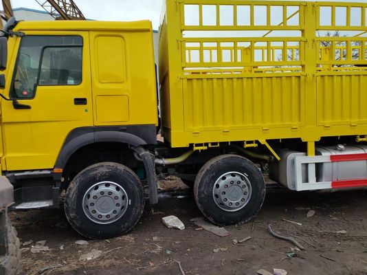 Radial Tire Design HOWO Sinotruk 8*4 Cargo Truck Secondhand Truck with Weichai Engine