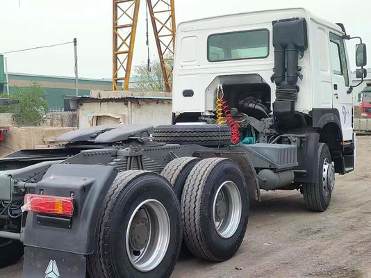 Sinotruck HOWO 6X4tractor Truck 371-430HP in Different Color with Radial Tire Design