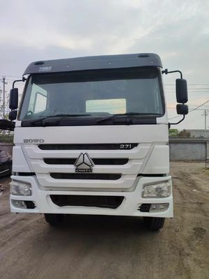 Sinotruck HOWO 6X4tractor Truck 371-430HP in Different Color with Radial Tire Design