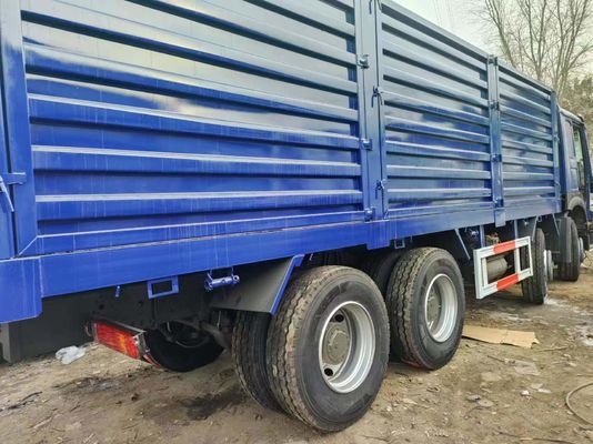 Sinotruck HOWO Blue 8*4 Box Truck 10tires Secondhand Truck with 6×4 Drive Wheel