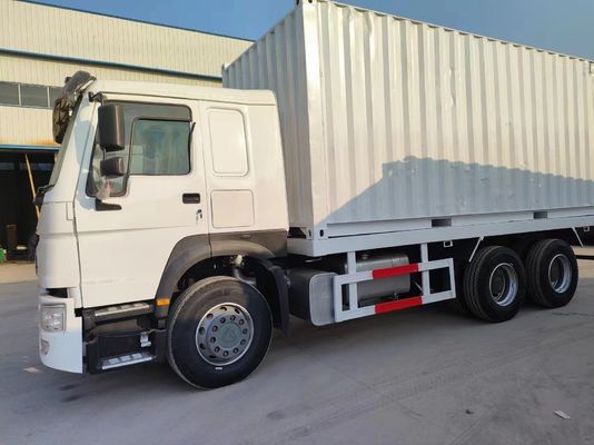 6*4 Radial Tire Design Sinotruck HOWO White Secondhand Truck 10tires for Drive Wheel