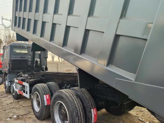 Shacman 8*4 F3000 High Load Capacity Tipping Truck Dump Truck in Excellent Condition