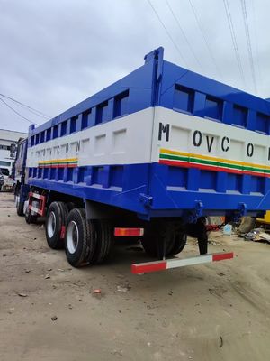 8×4 Drive Wheel Shacman F3000 Manual Transmission Diesel Engine Tipping Dump Truck
